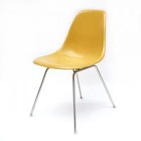 Eames Plastic Side Chair H Base (1953) MU05H