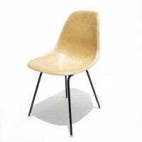 Eames Plastic Side Chair H-Base (1953) PC01H