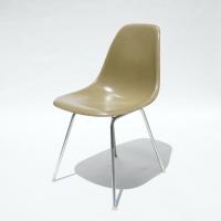 Eames Plastic Side Chair H-Base (1953) RU04H