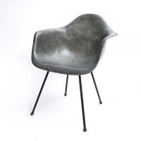 Eames Plastic Arm Chair Zenith 'X' Base (1950) EG