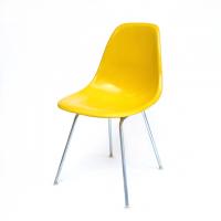 Eames Plastic Side Chair H-Base (1953) YE06H