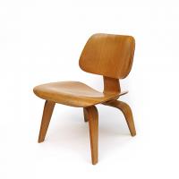 Eames LCW (1946)