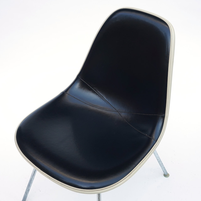 Eames Plastic Side Chair H-Base (1953) UBP05H