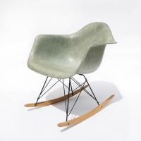 Eames Plastic Arm Chair Rocker (1950) SGR01