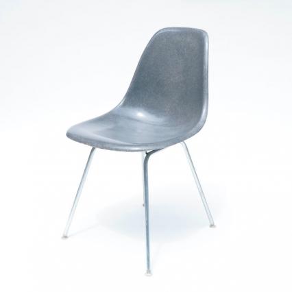 Eames Plastic Side Chair H-Base (1953) EG01H