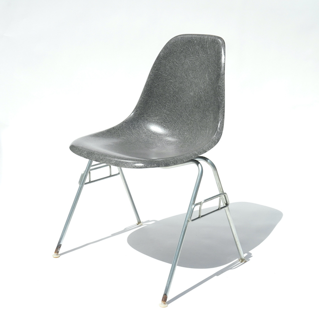 Eames Plastic Side Chair Stacking Base(1955) EG11S