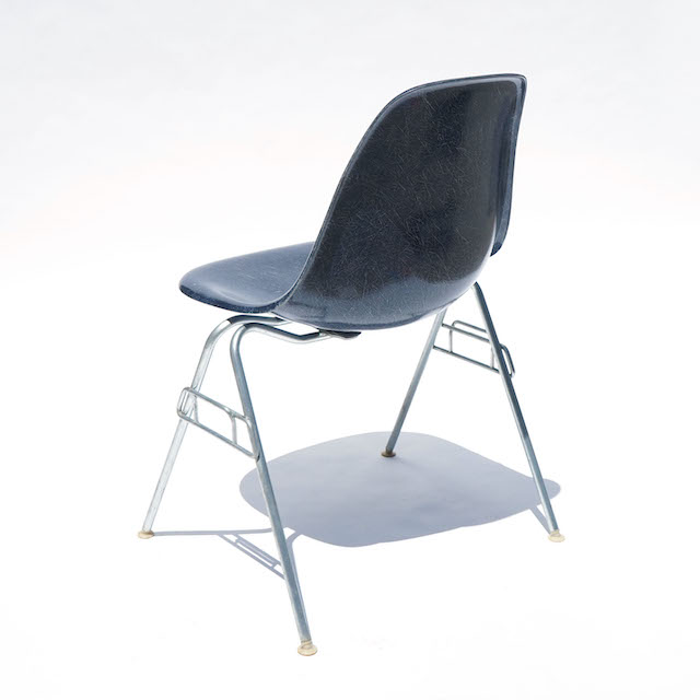 Eames Plastic Side Chair Stacking Base(1955) NB01S