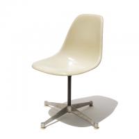 Eames Plastic Side Chair Contract Base (1953) PC