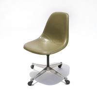 Eames Plastic Side Chair Castor Base (1953) UWH01C