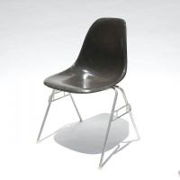 Eames Plastic Side Chair Stacking Base(1955) DT01S