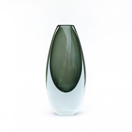Gunnar Nylund Glass Vase B894