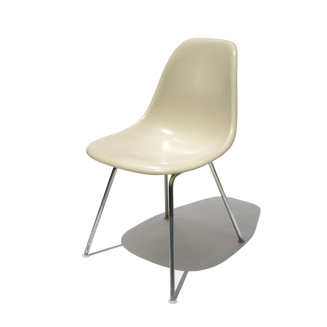 Eames Plastic Side Chair H Base (1953) PA04H