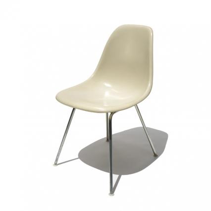 Eames Plastic Side Chair H Base (1953) PA04H