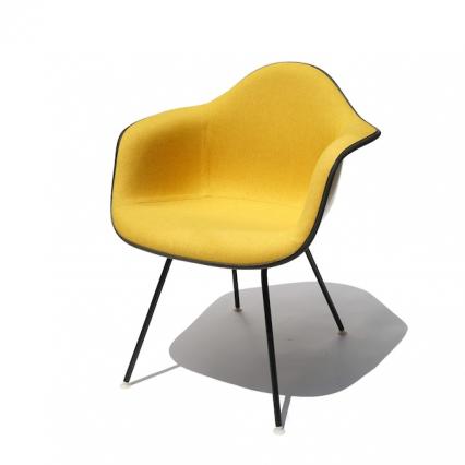 Eames Plastic Arm Chair H- Base (1950) UPRU01H