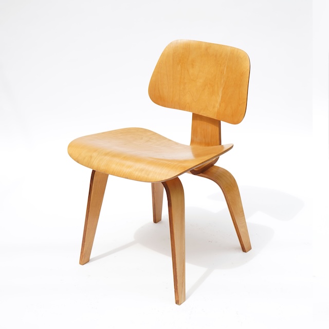 Eames DCW (1946) #2
