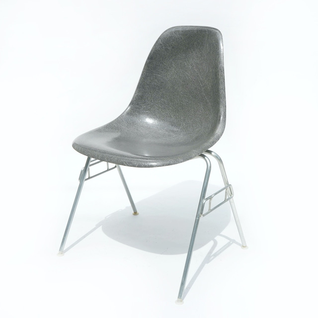 Eames Plastic Side Chair Stacking Base(1955) EG05S