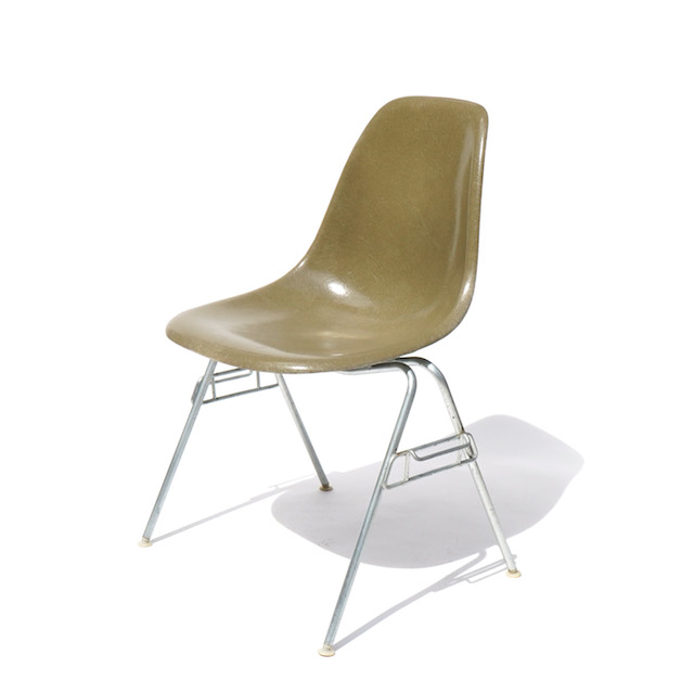 Eames Plastic Side Chair Stacking Base(1955) RU02S