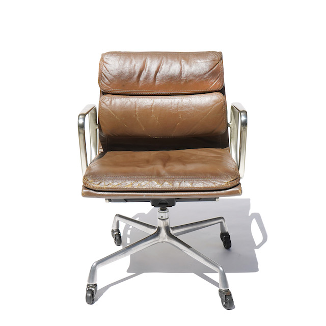 Eames Soft Pad Tilt Swivel Desk Arm Chair (1969)