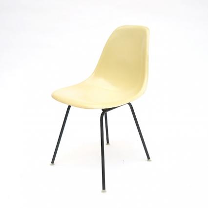 Eames Plastic Side Chair H Base (1953) PA02H