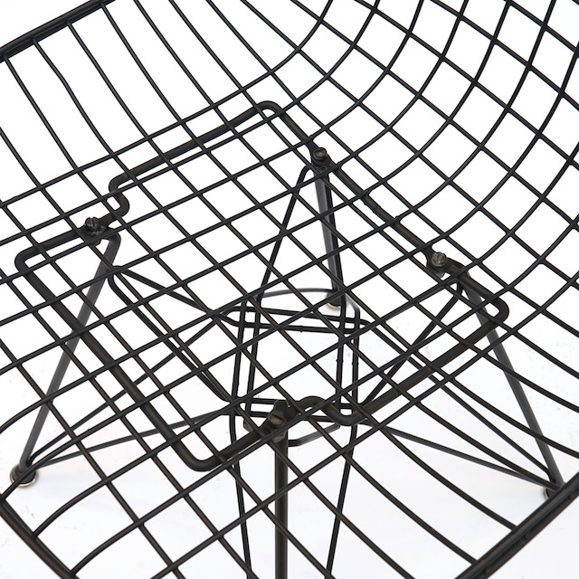 Eames Wire Mesh Chair Eiffel Base (1951) #2