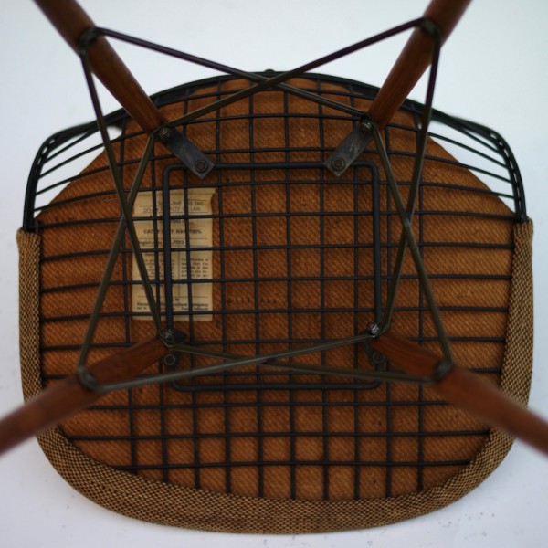 L1023855